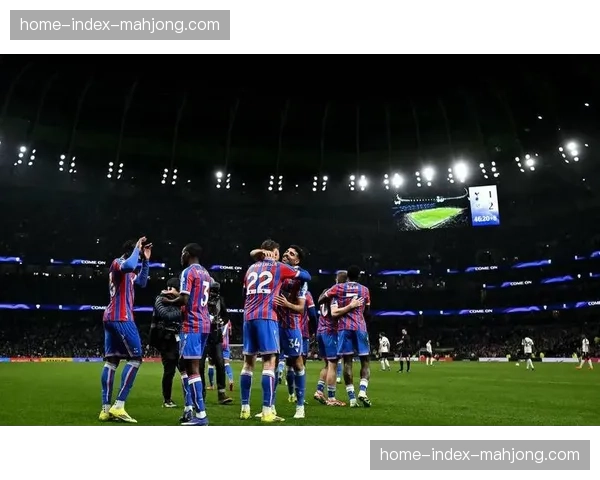 战术复盘：热刺逆转维拉，孔帕尼的球队下半场跑动强度下降成转折