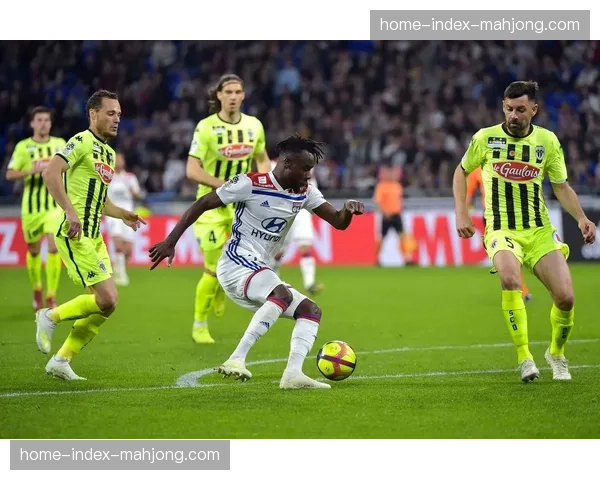 昂热0-0里昂：控球率42%对阵82.1%转化率的战术平局